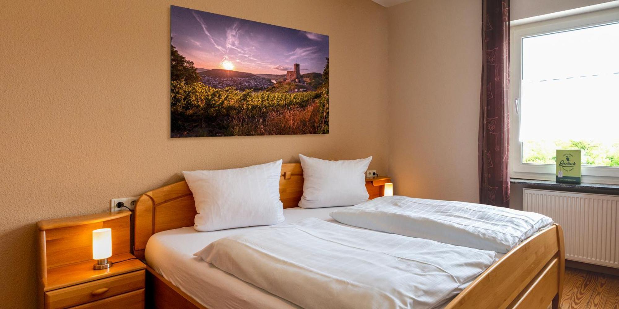Weingut / Gaestehaus Gerlach อือร์ซิก ภายนอก รูปภาพ
